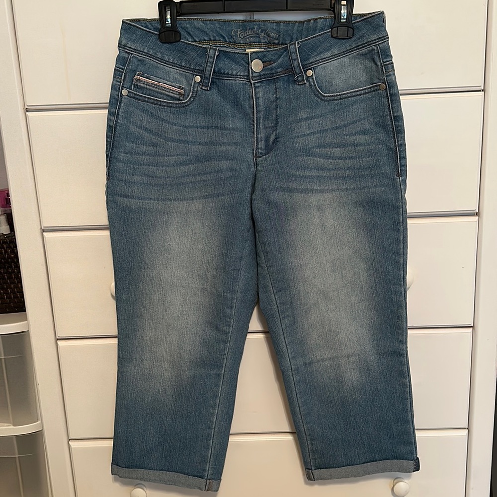 Faded Glory Jean Capris